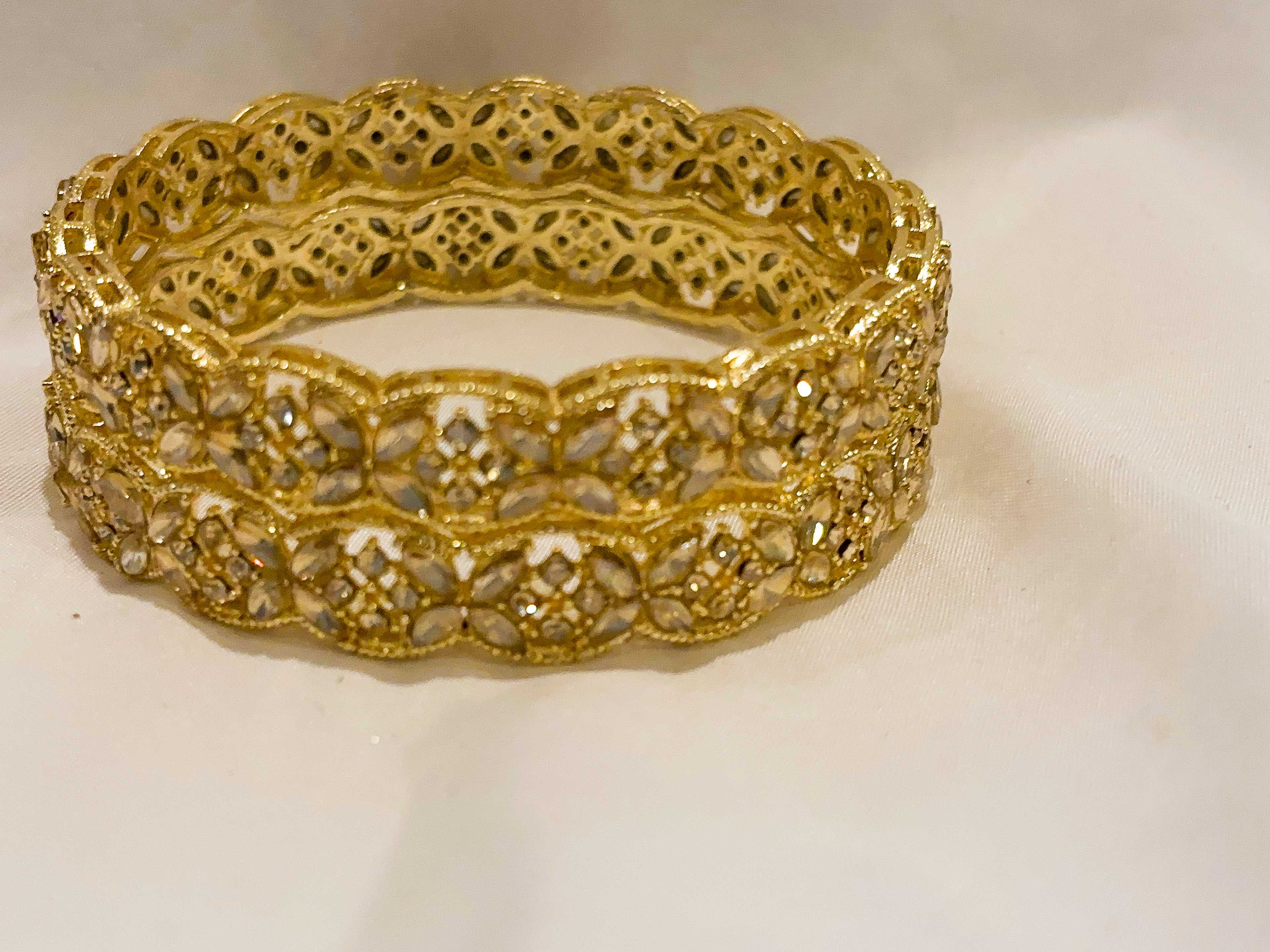 Traditional Polki Bangle